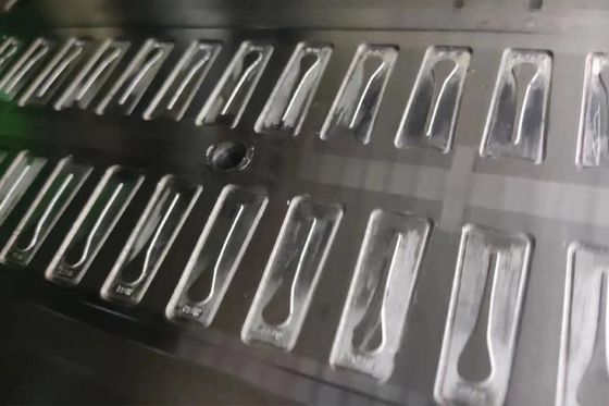 STEP Medical Plastic Injection Mould Customized Thiết kế và sản xuất khuôn đắt tiền